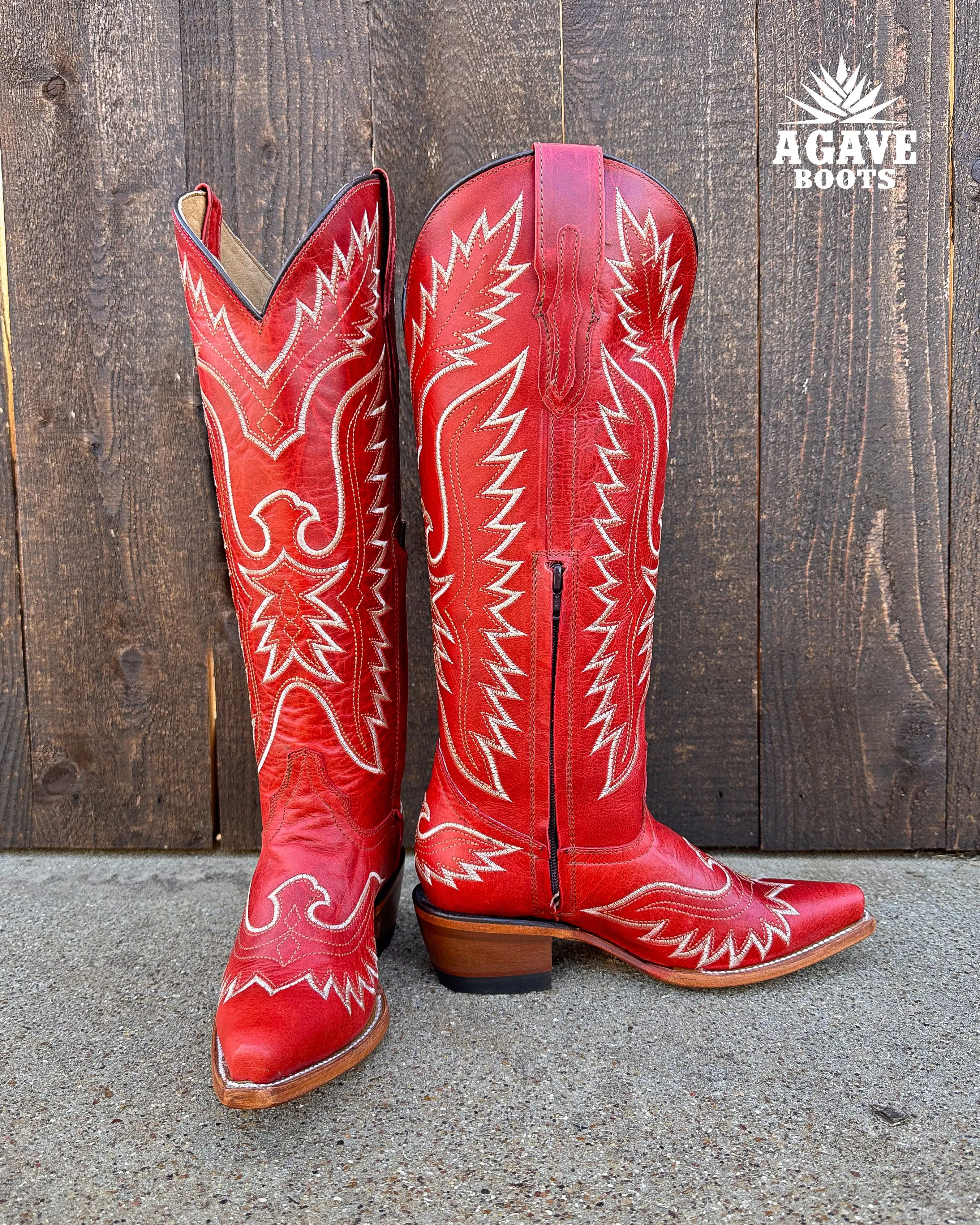 Sure! Heres an optimized title for your e-commerce product:

Stylish Womens Tall Red Cowboy Boots - Modern Western Design